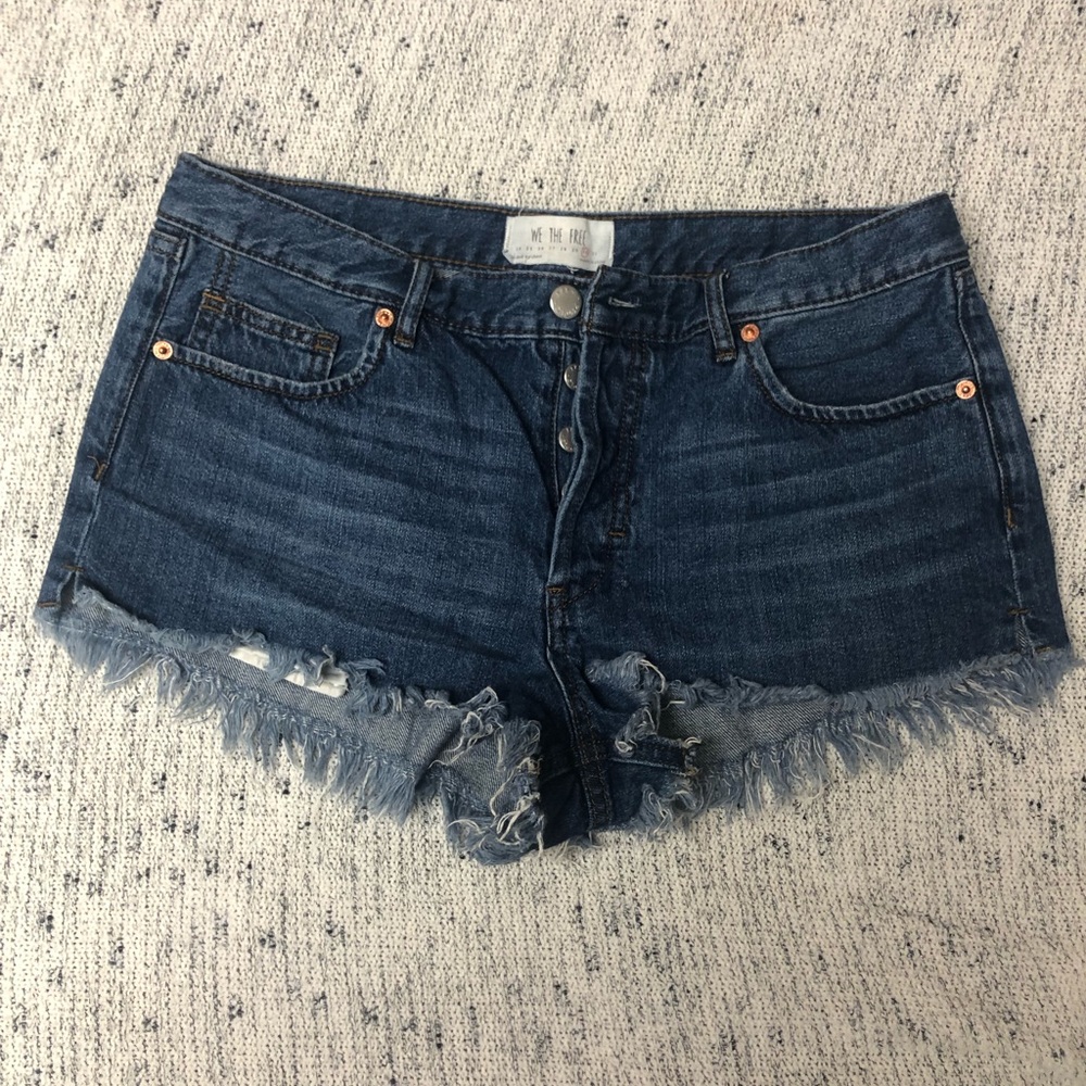 Free People High waisted Denim Jean Shorts - Medium Wash